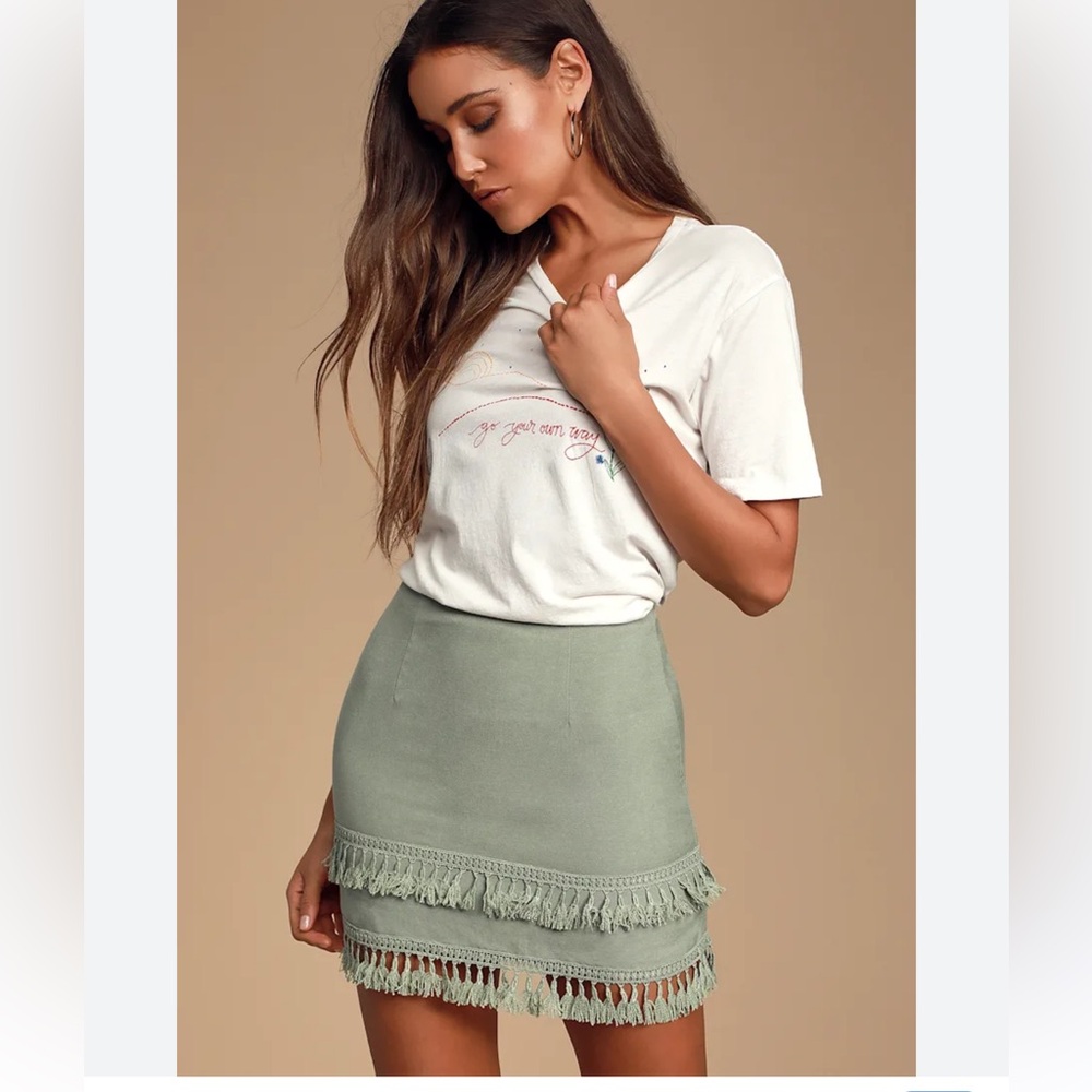 Lulus Boho Fitted Sage Green Tassel Trim Party Mini Skirt Woman/Junior SZ Small